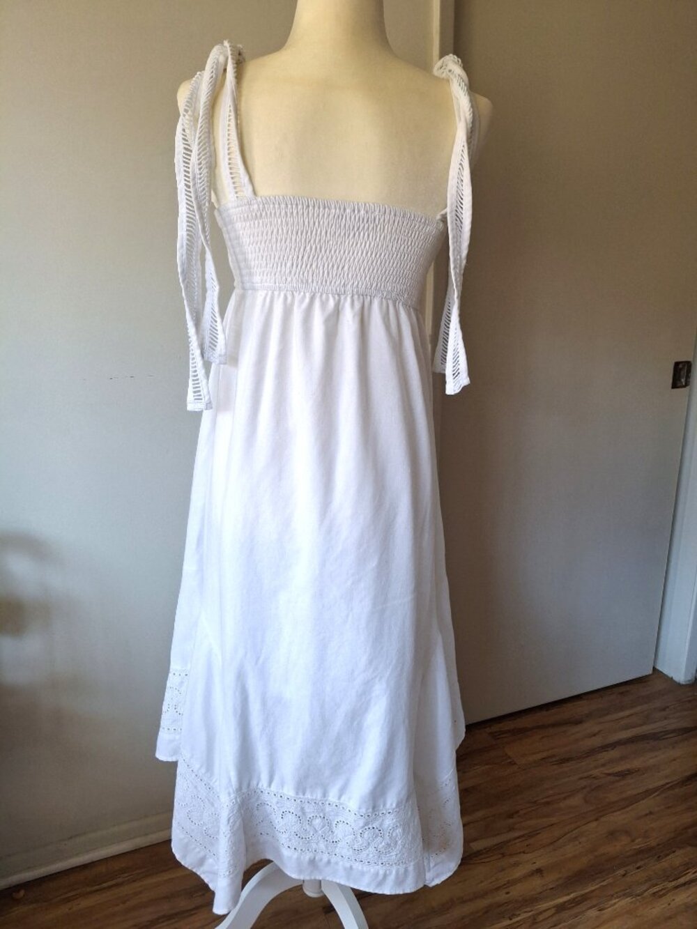 Moon River white lined boho-style linen-blend sundress with tie straps, size S - Picture 4 of 11